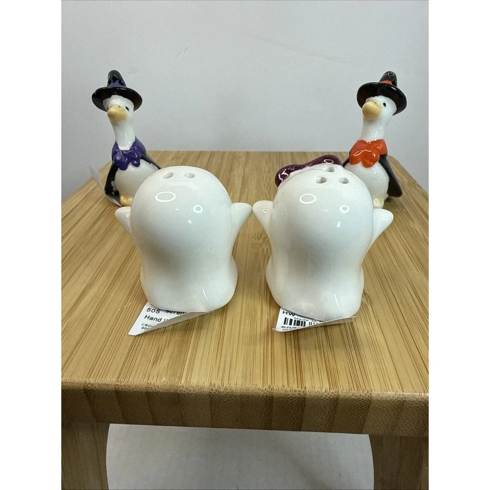 New Cracker Barrel Mini Halloween Ghosts Geese Witch Salt & Pepper Shakers 2026